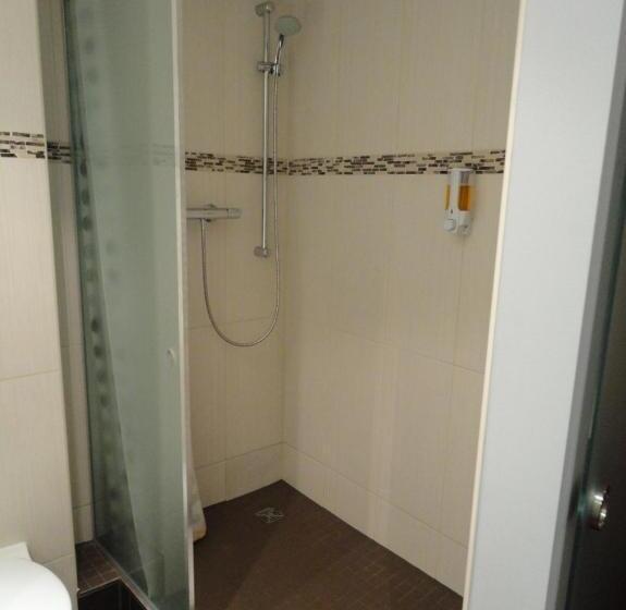 اتاق لوکس, Grand Hotel Dream Main City Center