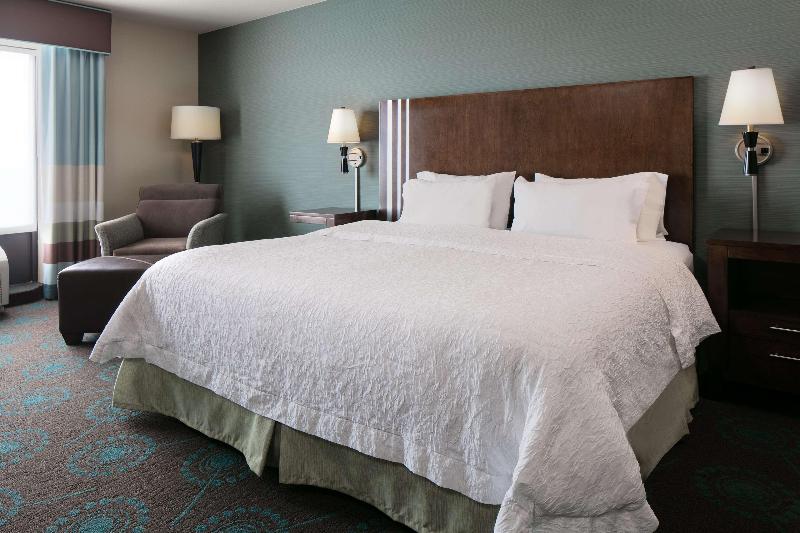 اتاق استاندارد با تخت بزرگ, Hampton Inn & Suites Lincoln   Northeast I 80