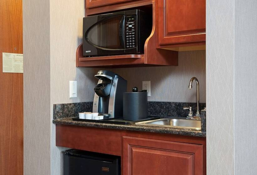 سوییت جونیور, Hilton Garden Inn Columbus/edinburgh