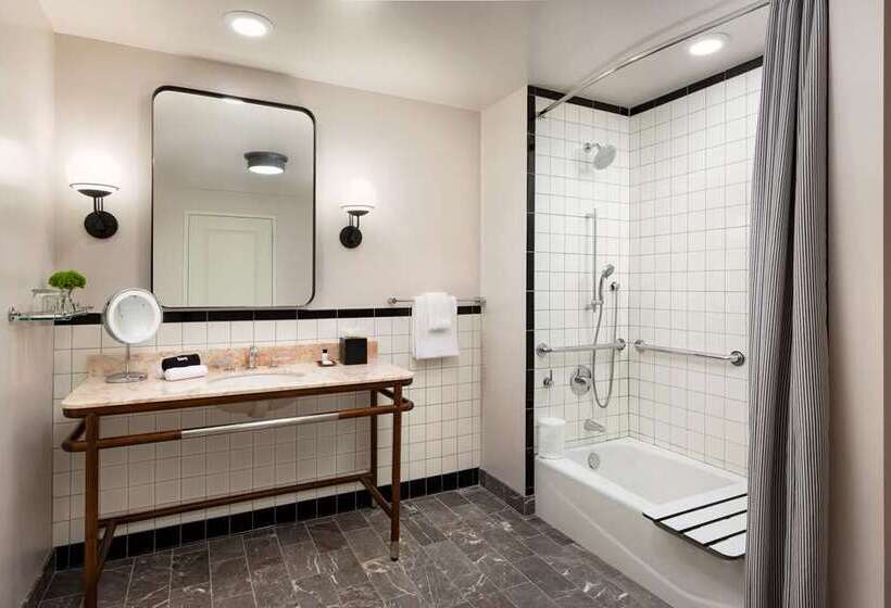 اتاق استاندارد, Hilton Garden Inn Irvine Spectrum Lake Forest