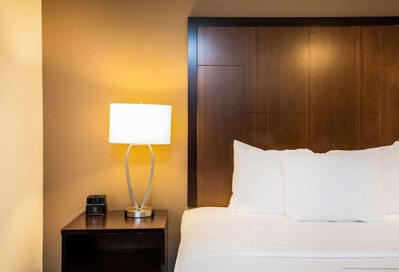 اتاق لوکس, La Quinta By Wyndham Portland Airport