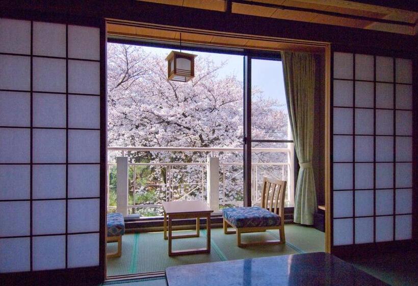 اتاق استاندارد چهار تخته, Mikasa Ryokan