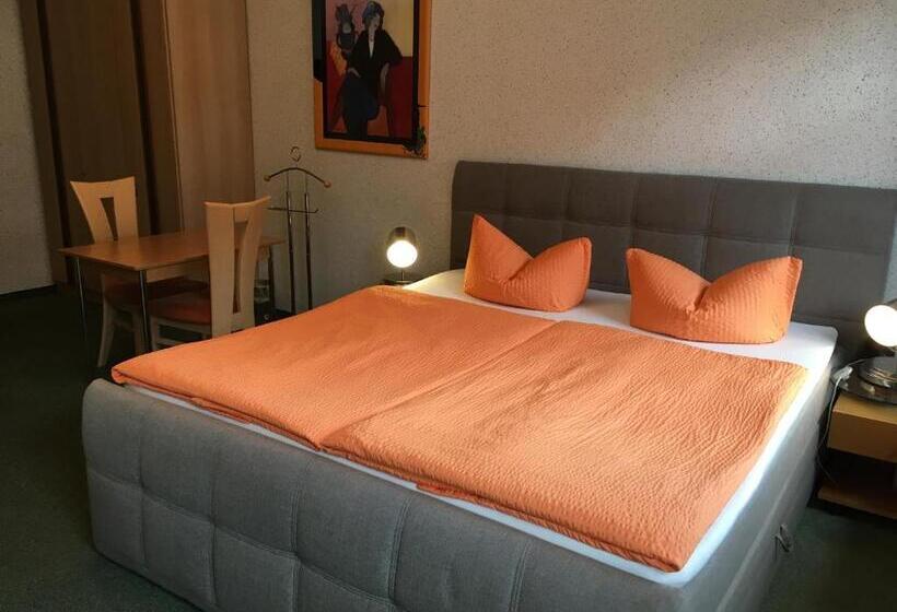 Chambre Standard, Pension Wegerich