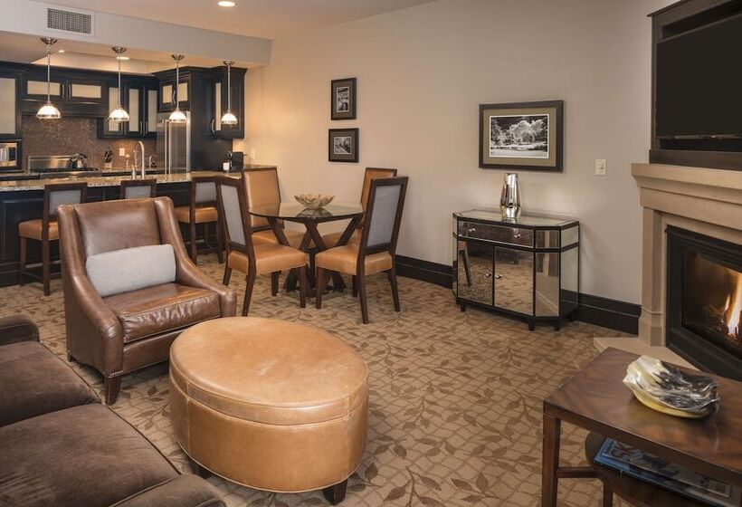 带大床的套房, Waldorf Astoria Park City