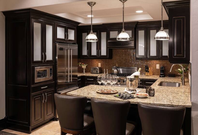 带2个卧室的套房, Waldorf Astoria Park City