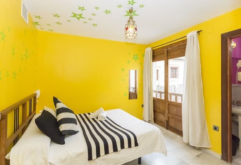 اتاق استاندارد, White Nest