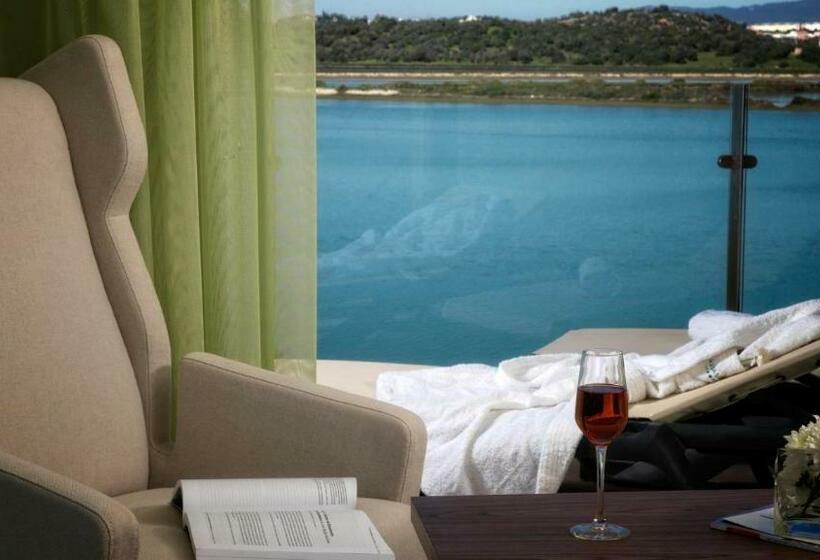 سوییت, Agua Hotels Riverside