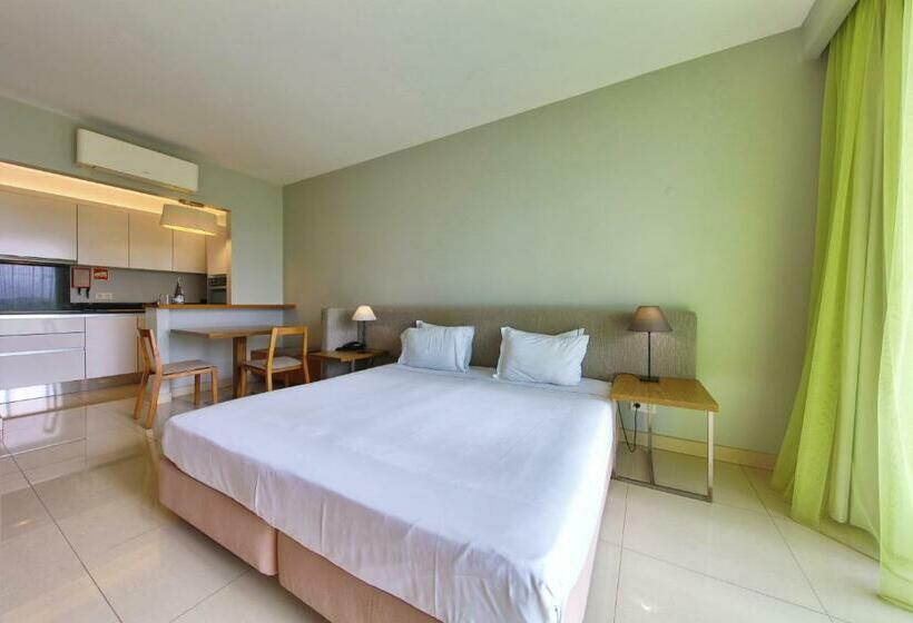 استودیوی استاندارد, Agua Hotels Riverside
