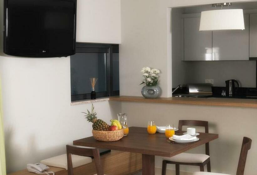 سوییت خانوادگی, Agua Hotels Riverside