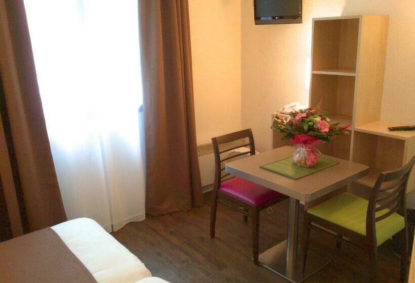 Studio Standard, Amhotel Italie