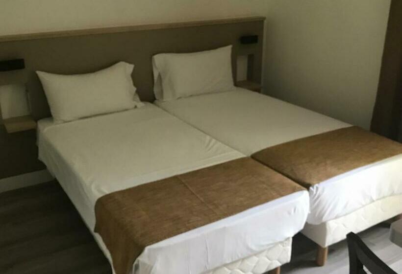 استودیوی استاندارد, Amhotel Italie