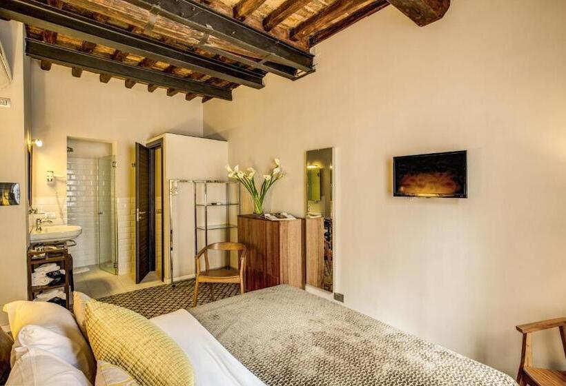 اتاق اکونومی, Trevi Beau Boutique