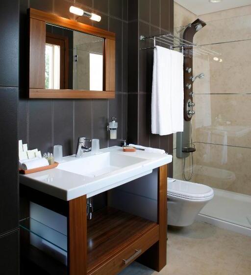 ویلای 4 خوابه, Cascade Wellness Resort