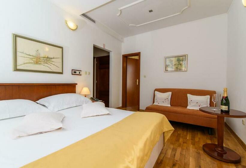 高级大房间, Heritage Hotel Vila Sikaa