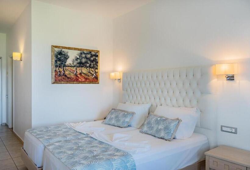 اتاق استاندارد, Delfina Tropic Beach