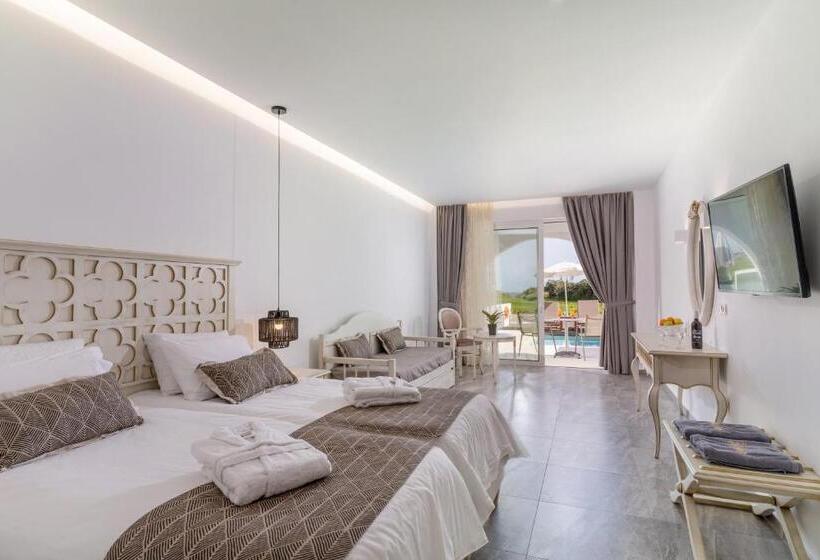 سوییت با استخر, Delfina Tropic Beach