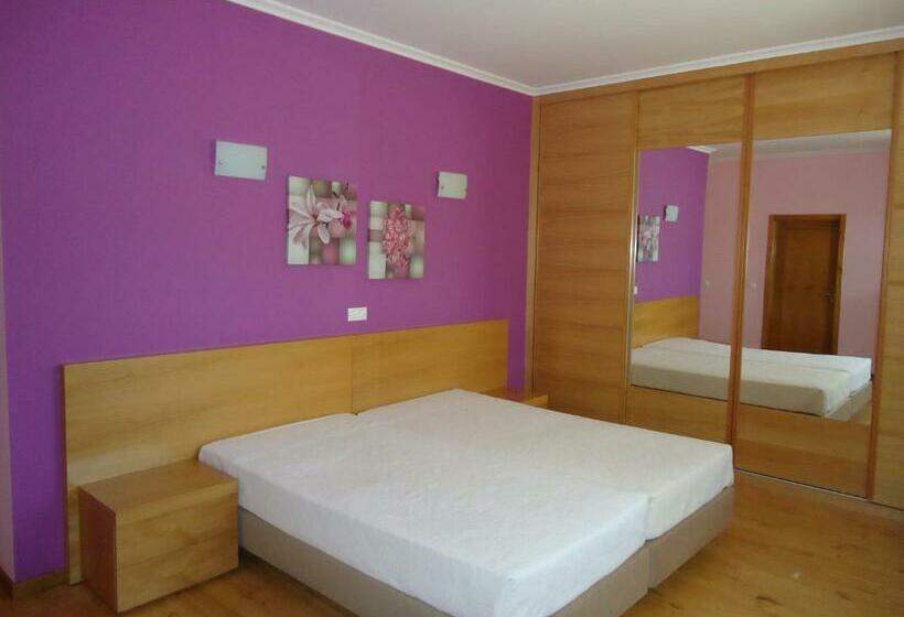 Chambre Standard, Encostas De Nantes