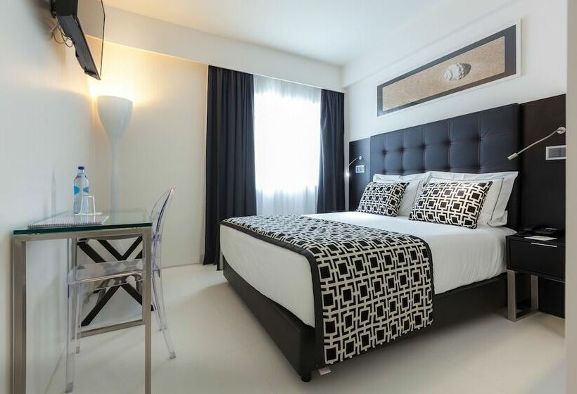 Classic Room, Faro Boutique