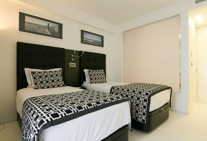 Quarto superior, Faro Boutique