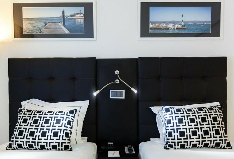 Quarto Superior, Faro Boutique