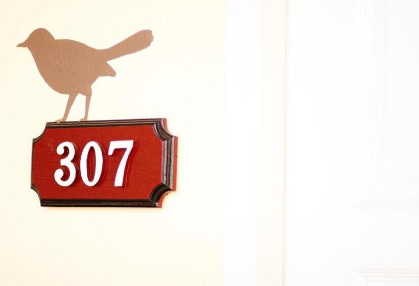 اتاق لوکس, Feung Nakorn Balcony Rooms And Cafe
