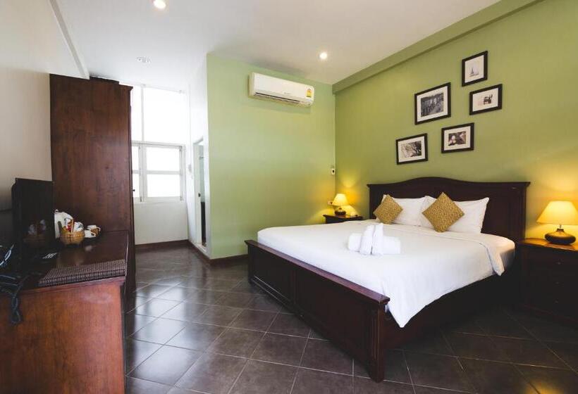 اتاق لوکس, Feung Nakorn Balcony Rooms And Cafe