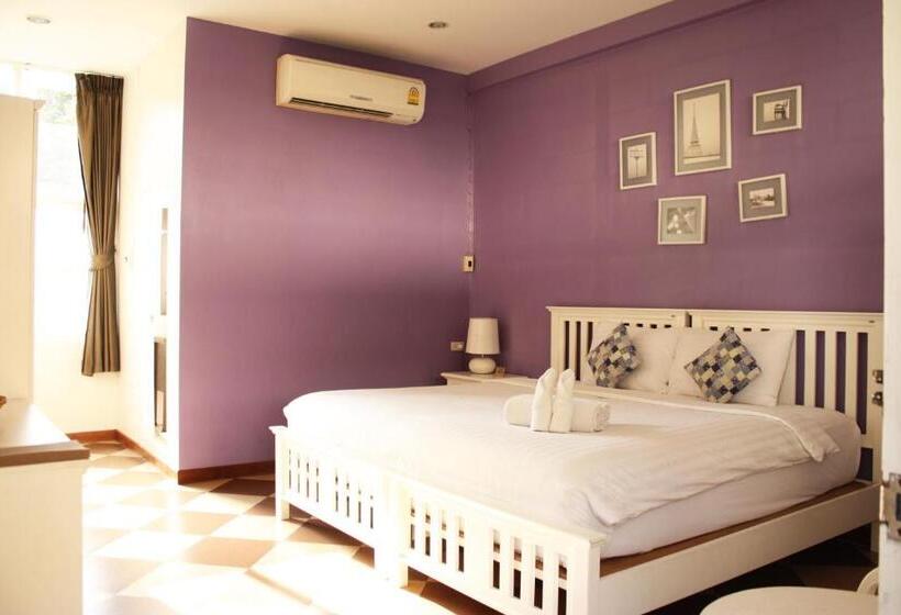 اتاق لوکس, Feung Nakorn Balcony Rooms And Cafe