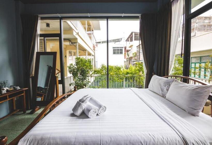 2 Schlafzimmer Apartment, Feung Nakorn Balcony