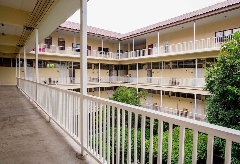 Chambre Deluxe, Feung Nakorn Balcony