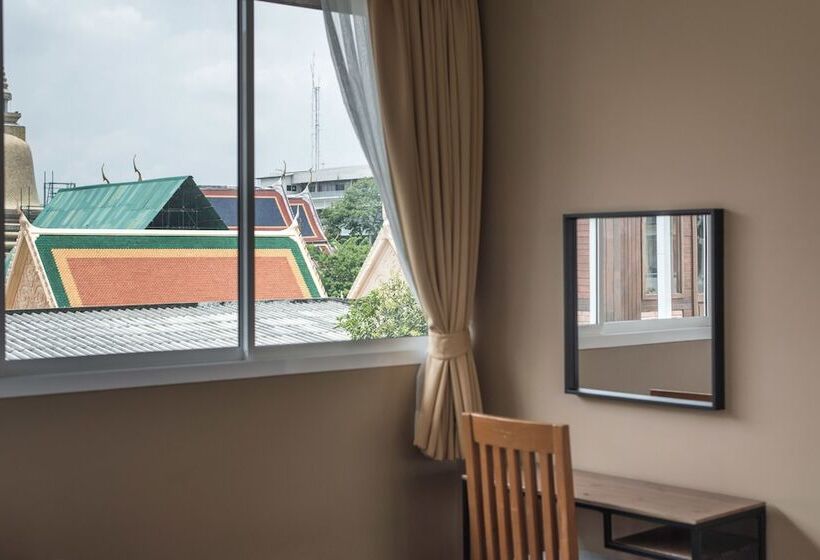 اتاق خانوادگی با سرویس بهداشتی مشترک, Feung Nakorn Balcony Rooms And Cafe