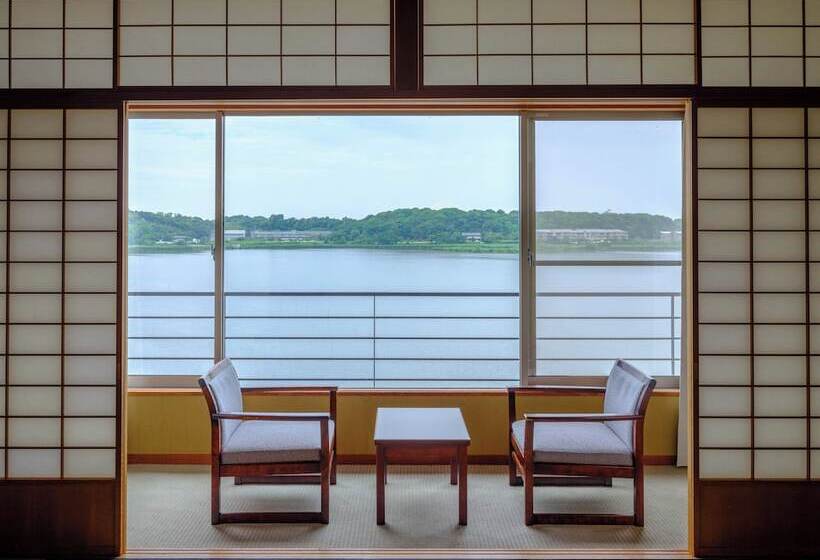 اتاق استاندارد با چشم‌انداز دریاچه, Apa Hotel & Resort Kaga Katayamazu Onsen Kasuikyo