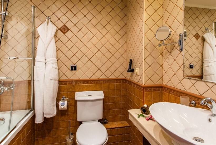 Cameră Executivă, Premier Luxury Mountain Resort