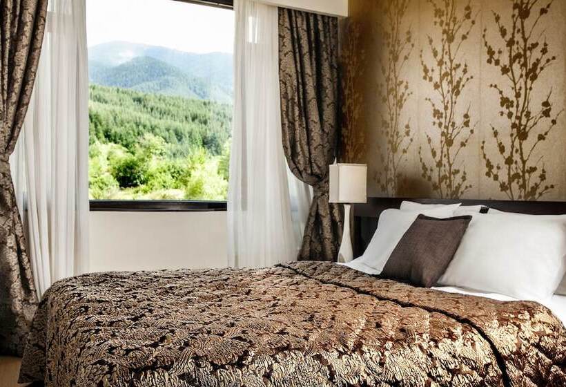 Senior Suite, Premier Luxury Mountain Resort