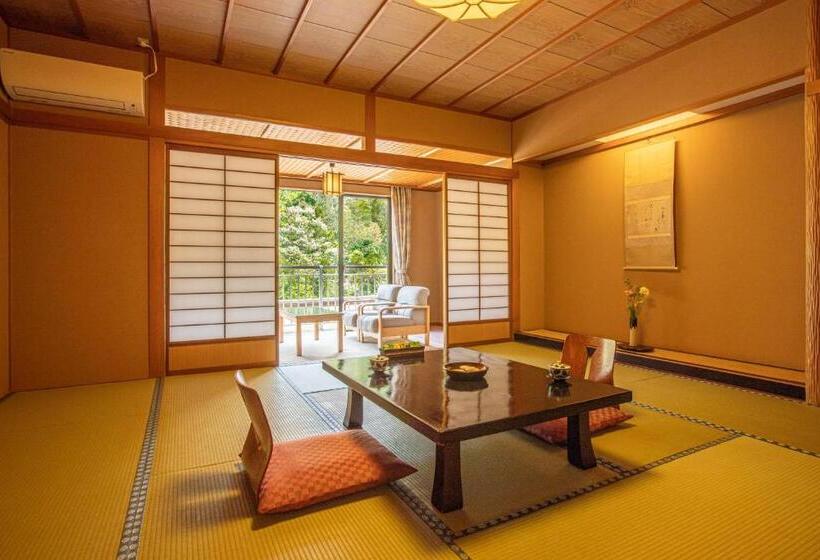 اتاق استاندارد, Shirasagiyu Tawaraya