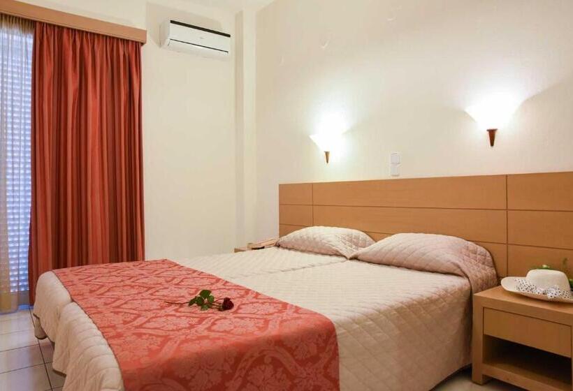 اتاق استاندارد با چشم‌انداز دریا, Eurohotel Theo