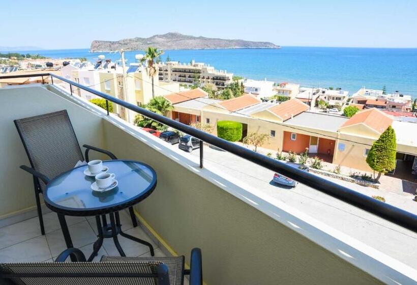 اتاق استاندارد با چشم‌انداز دریا, Eurohotel Theo