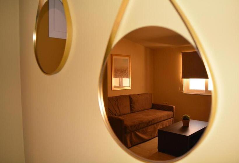 2 Bedroom Apartment Garden View, Eurohotel Theo