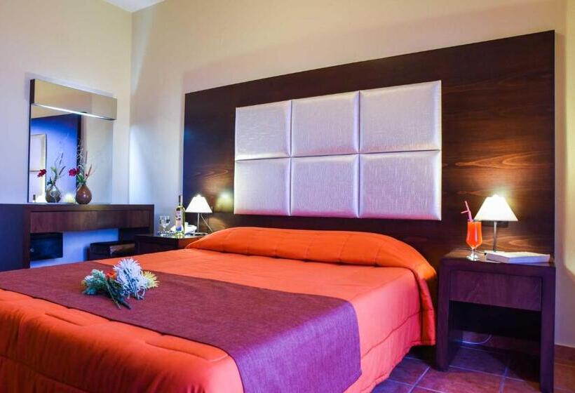 2 Bedroom Apartment Garden View, Eurohotel Theo