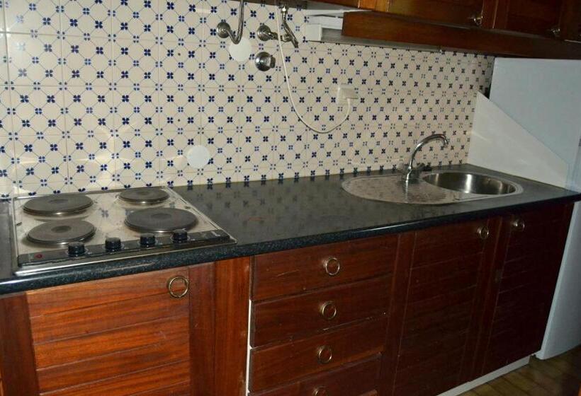 1 Bedroom Apartment, Parque Das Amendoeiras