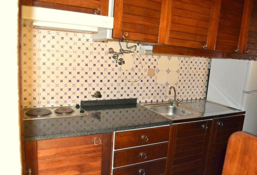 1 Bedroom Apartment, Parque Das Amendoeiras