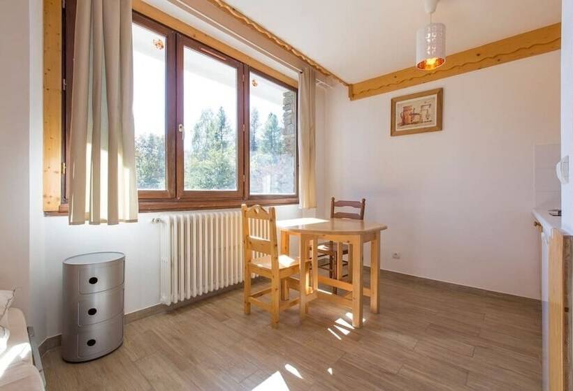 استودیوی استاندارد, Résidence & Spa La Grande Cordée