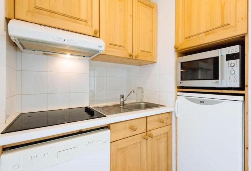 1 Bedroom Apartment Mountain View, Résidence & Spa La Grande Cordée