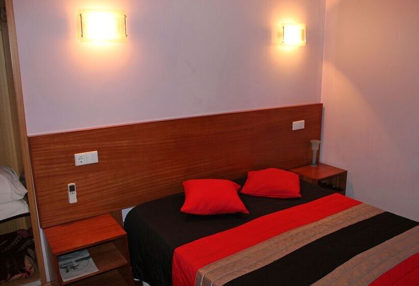 Economy Zimmer, Residencial Monte Carlo