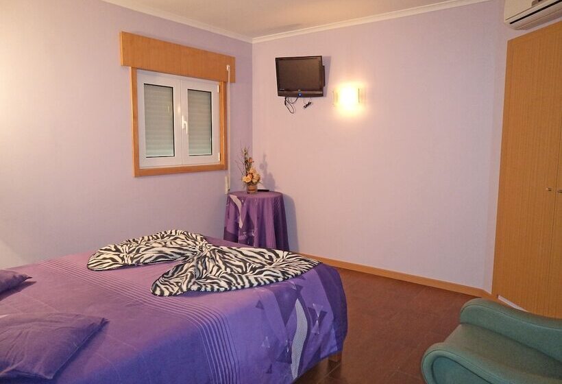 Economy Zimmer, Residencial Monte Carlo