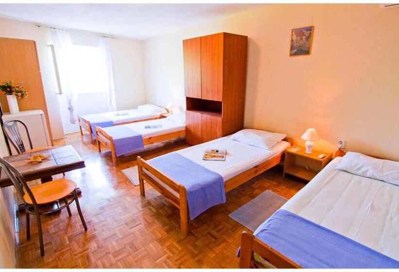 اتاق استاندارد چهار تخته, Villa Mia Casa