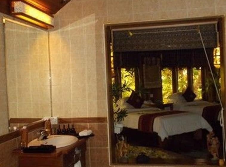 اتاق لوکس با چشم‌انداز باغ, Amazing Ngapali Resort