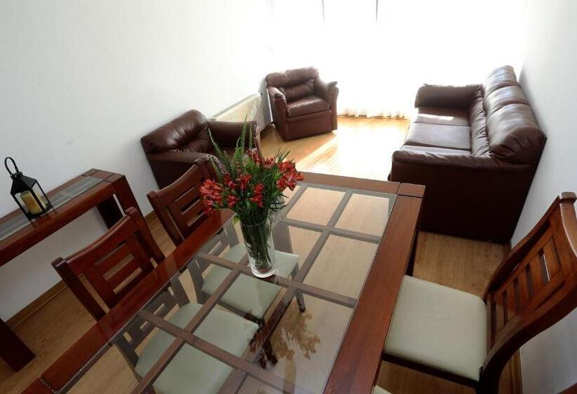 آپارتمان 2 خوابه, Versalles Suites