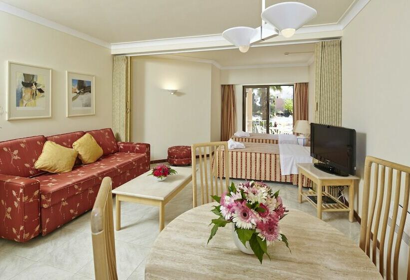 استودیوی استاندارد, Four Seasons Vilamoura