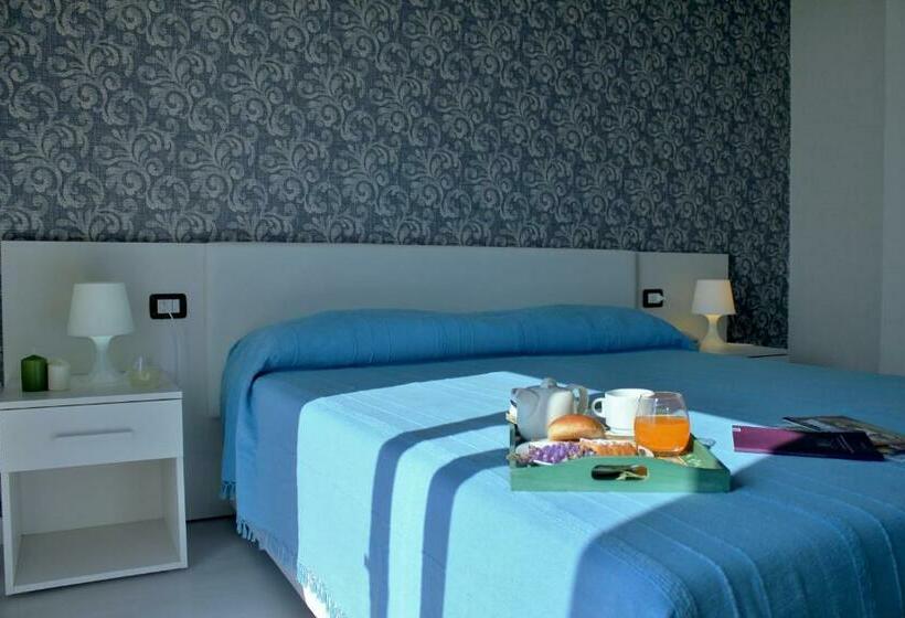اتاق استاندارد سه نفره, Baia Azzurra