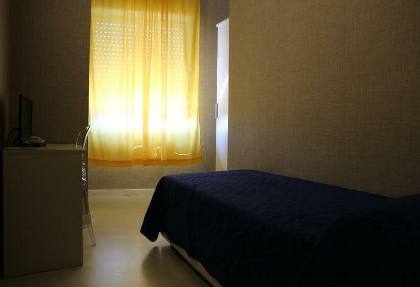 اتاق استاندارد یک نفره, Baia Azzurra